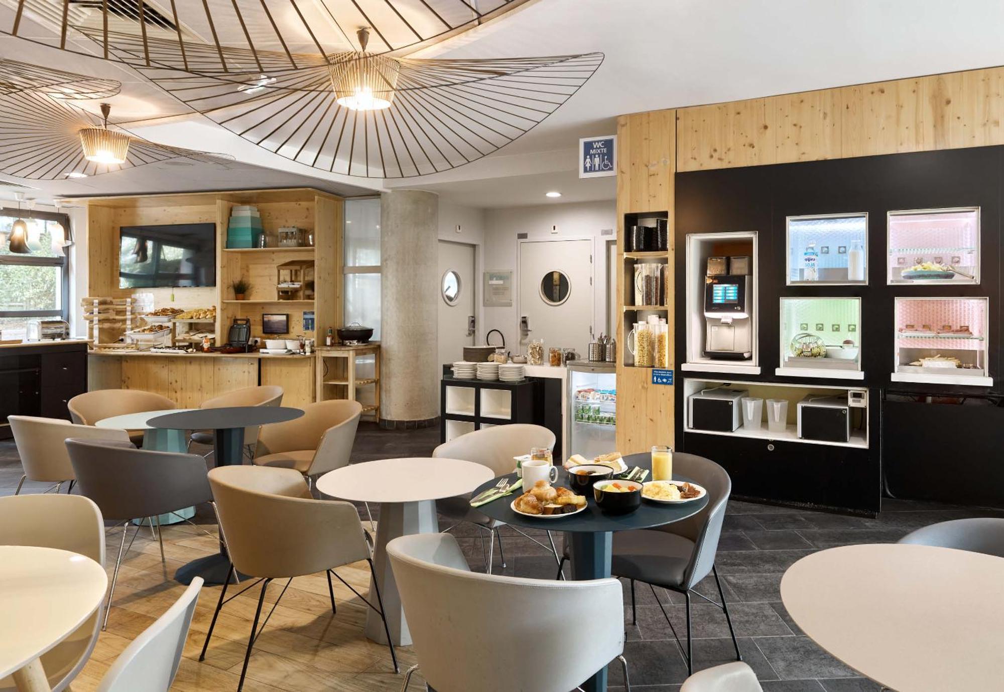 B&B Hotel Velizy Est ภายนอก รูปภาพ