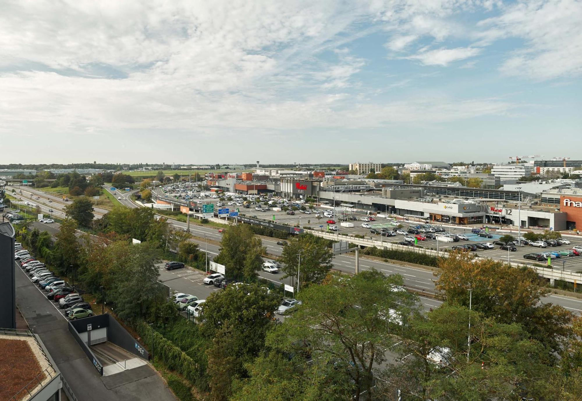 B&B Hotel Velizy Est ภายนอก รูปภาพ