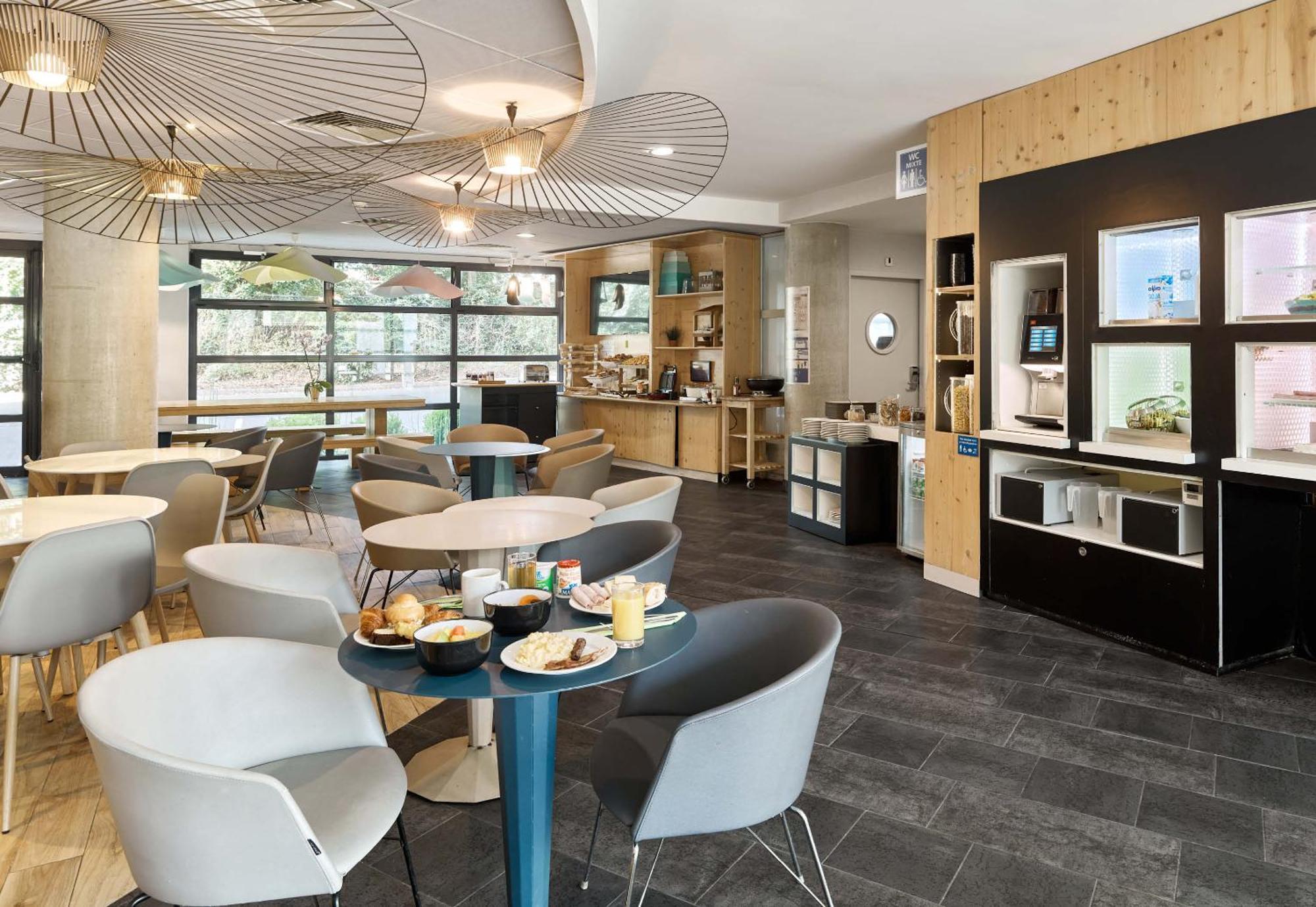 B&B Hotel Velizy Est ภายนอก รูปภาพ