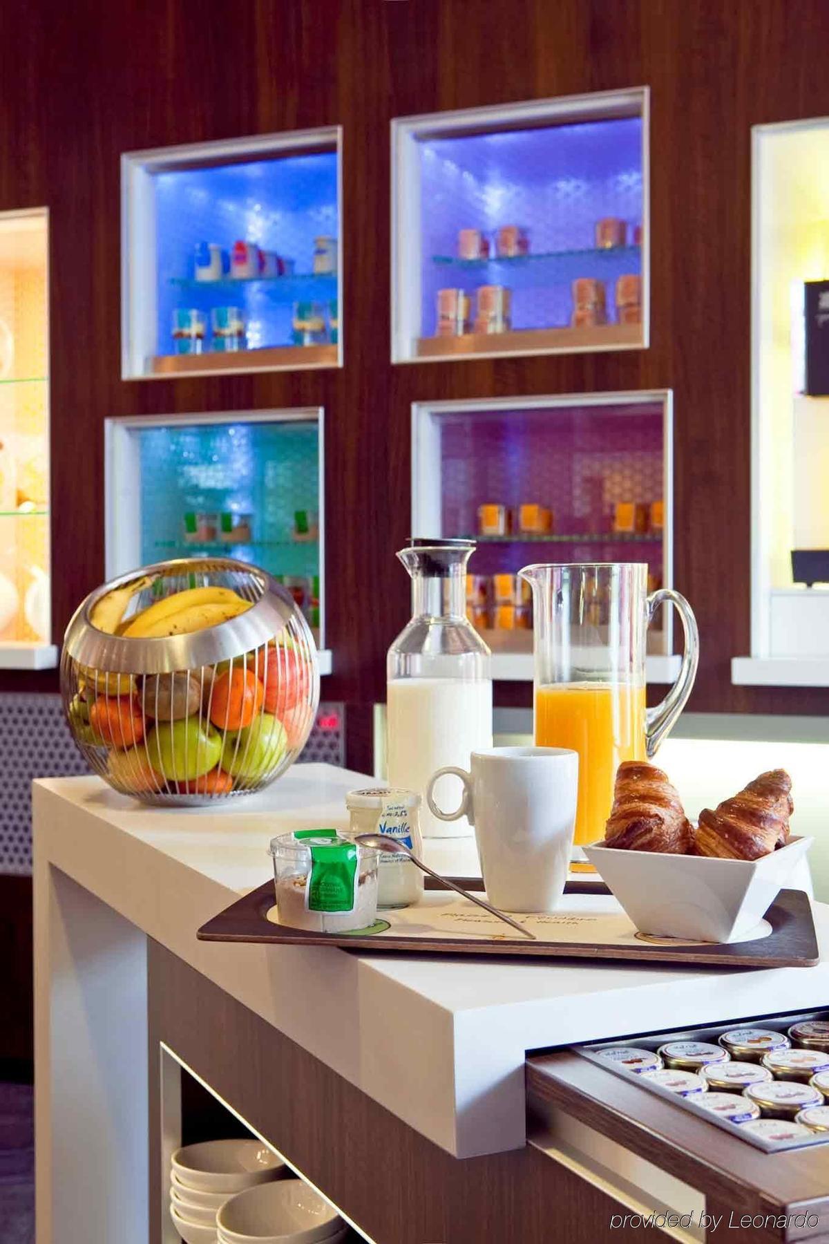 B&B Hotel Velizy Est ภายนอก รูปภาพ