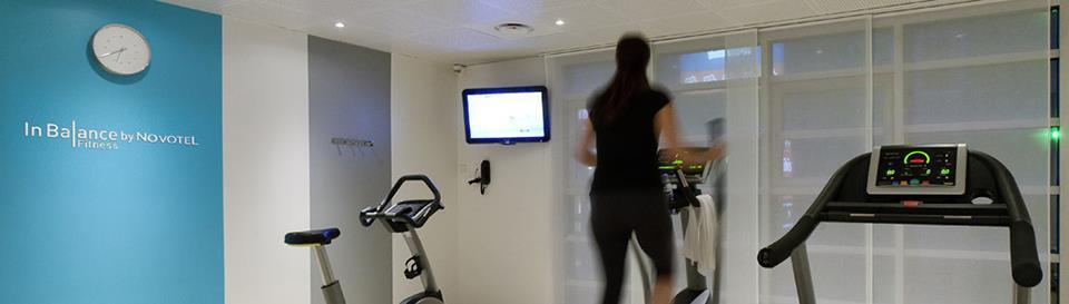B&B Hotel Velizy Est ภายนอก รูปภาพ